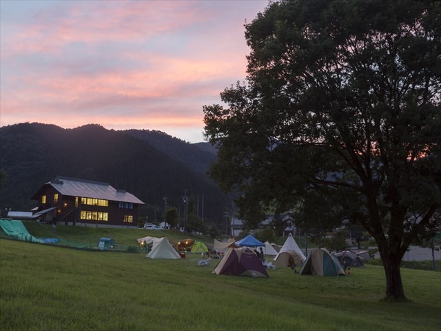 夕暮れキャンプ